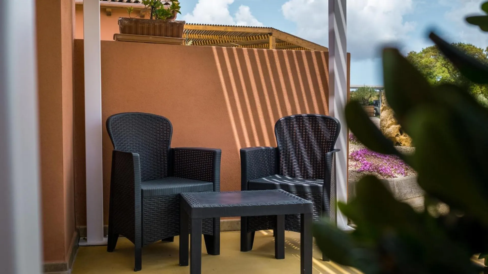 La Vinia Bed&Wine Experience - Adults Only Βίλα Σάσαρι 0*,